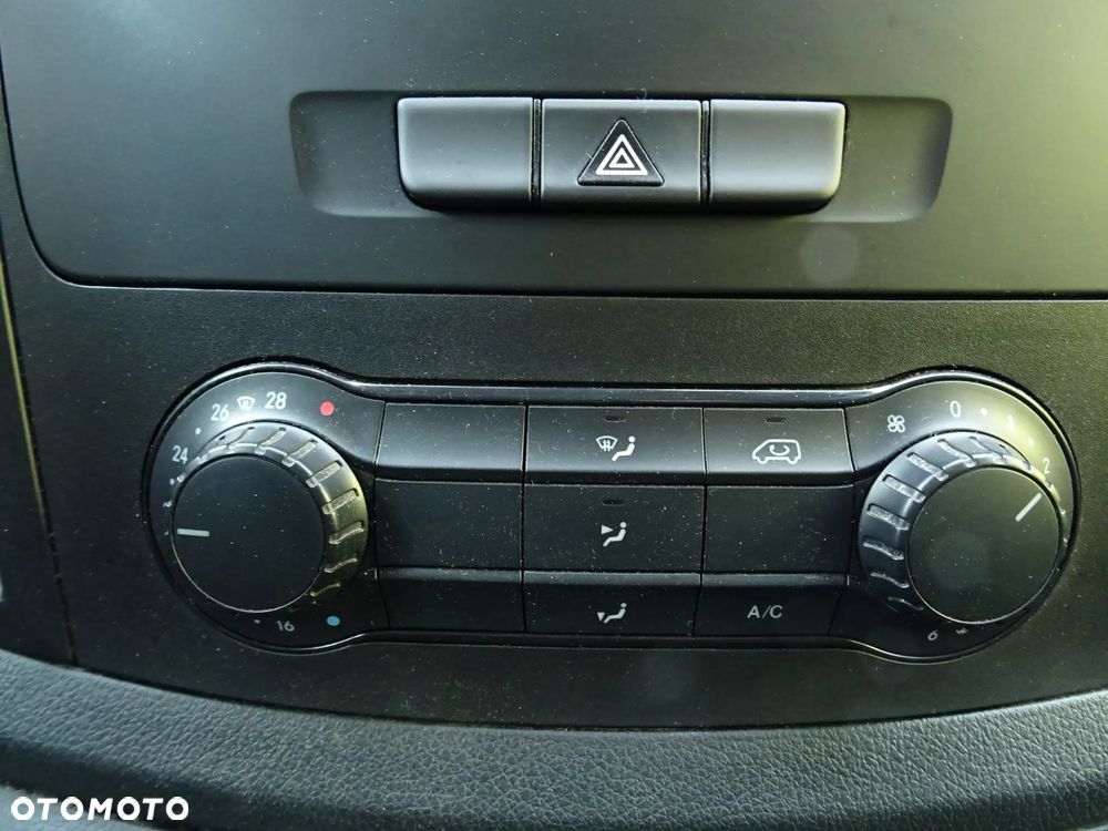 Mercedes-Benz VITO 111CDI Long długi - 19