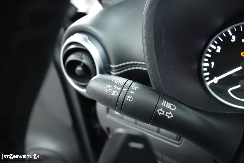 Nissan Juke 1.0 DIG-T Enigma DCT - 12