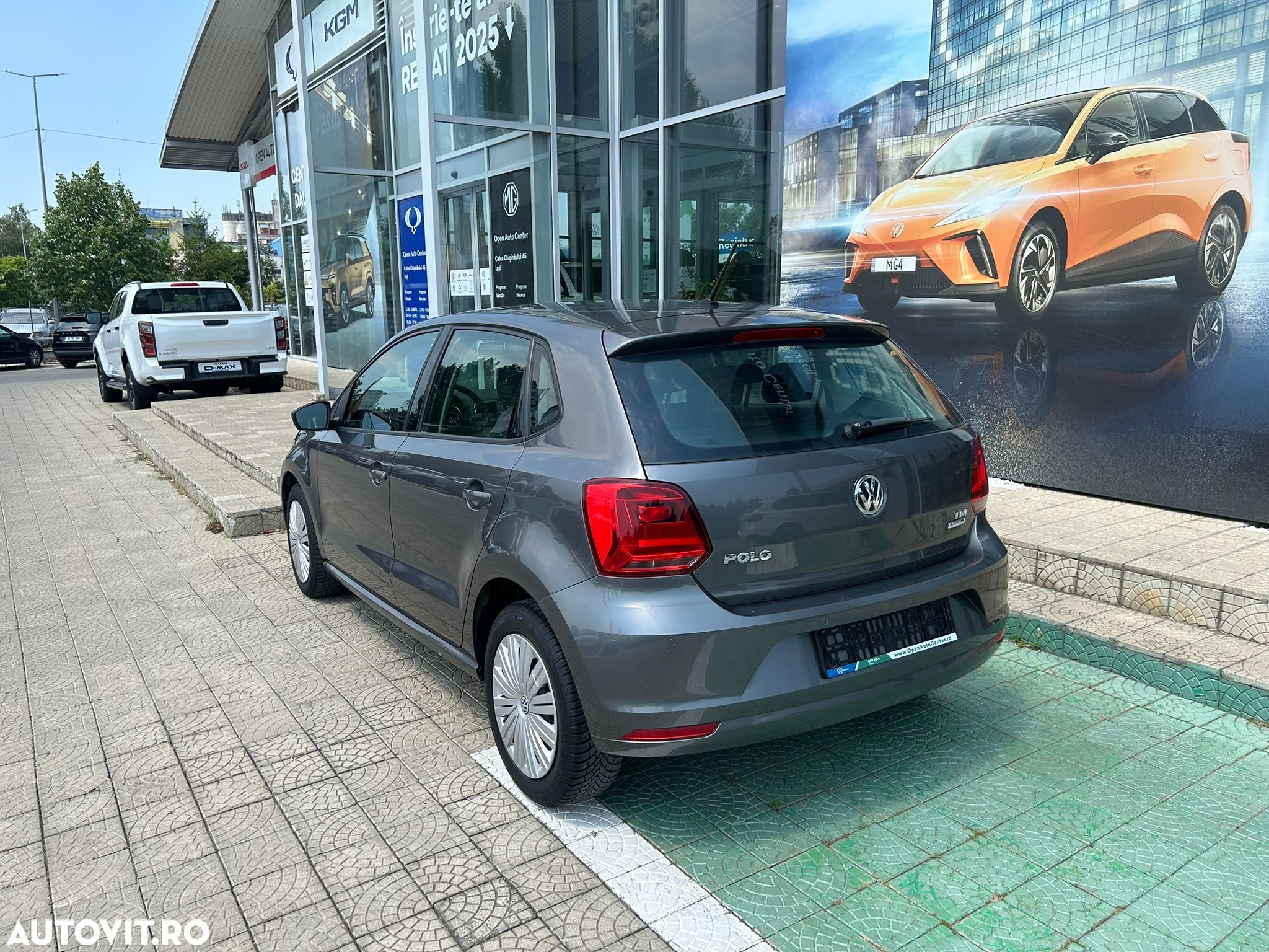Volkswagen Polo 1.4 TDI (Blue Motion Technology) Comfortline - 4