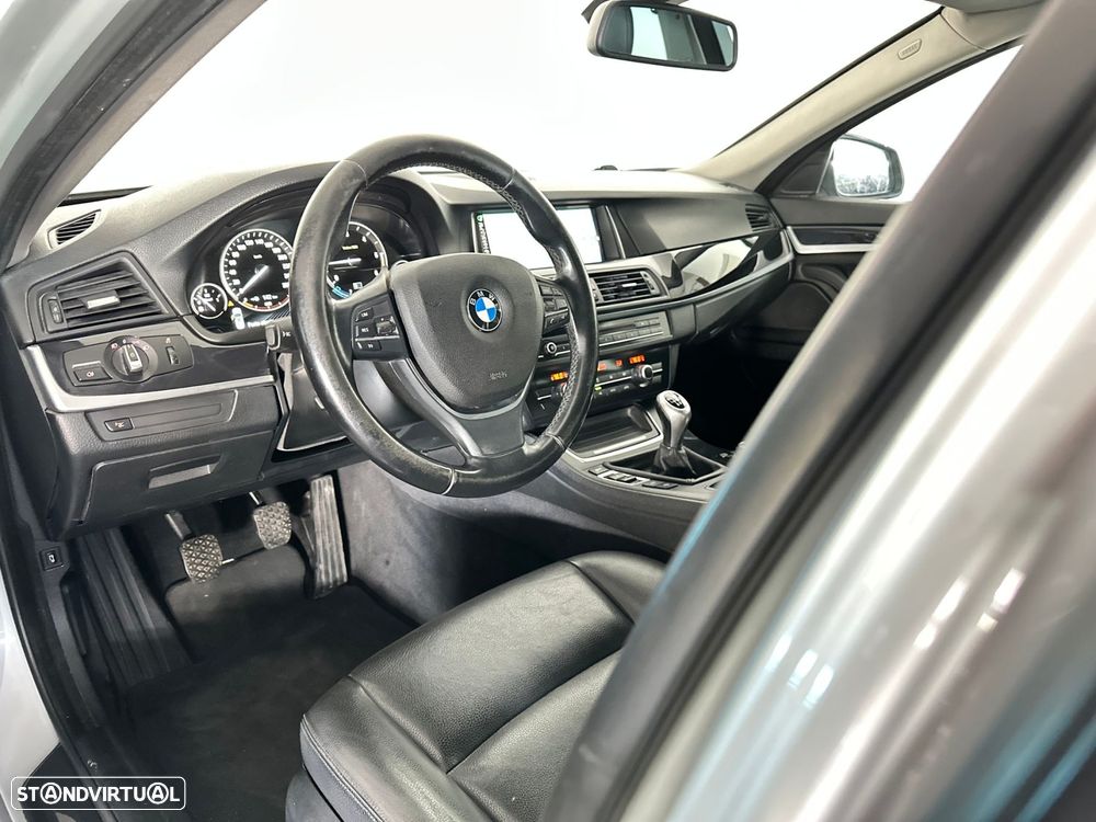 BMW 520 d Line Luxury - 15