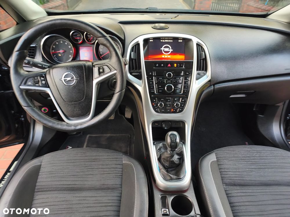 Opel Astra 1.6 Essentia EU6 - 10