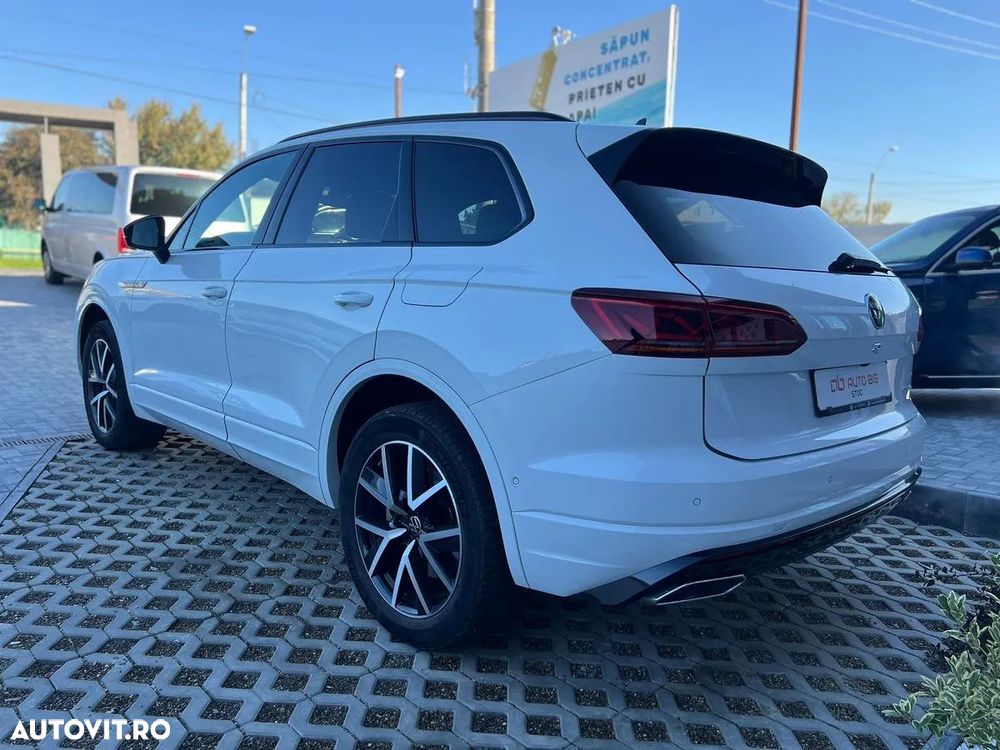 Volkswagen Touareg V6 TSI eHybrid PHEV R - 7