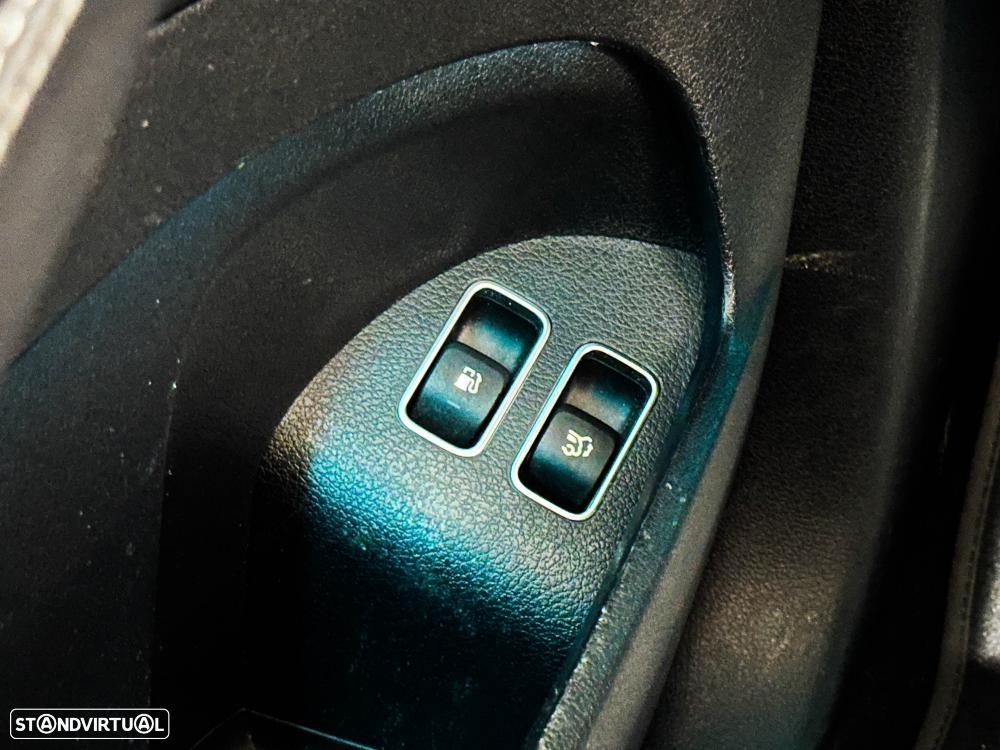 Mercedes-Benz GLE 350 e 4Matic 9G-TRONIC AMG Line - 54