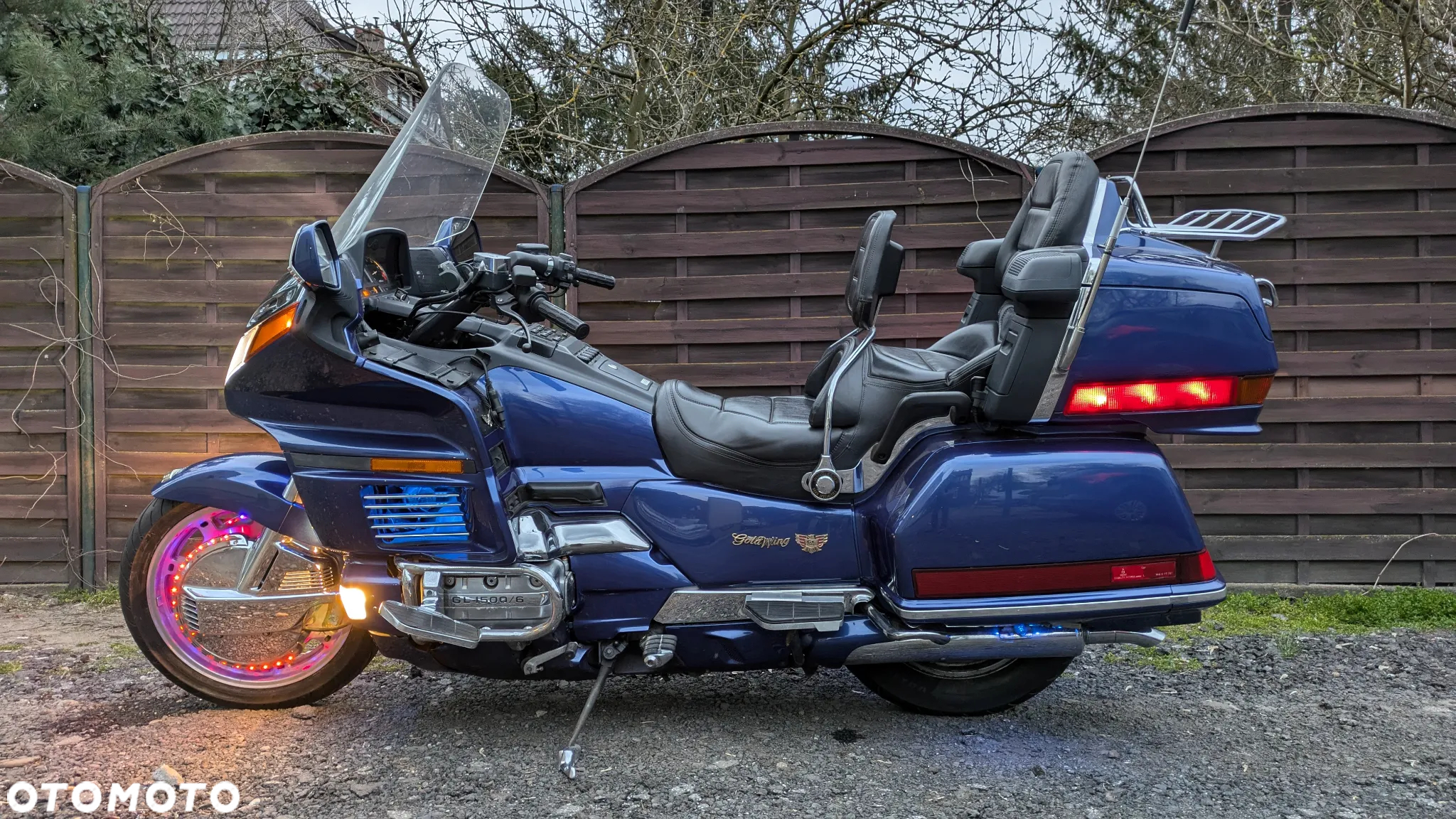 Honda GL - 16