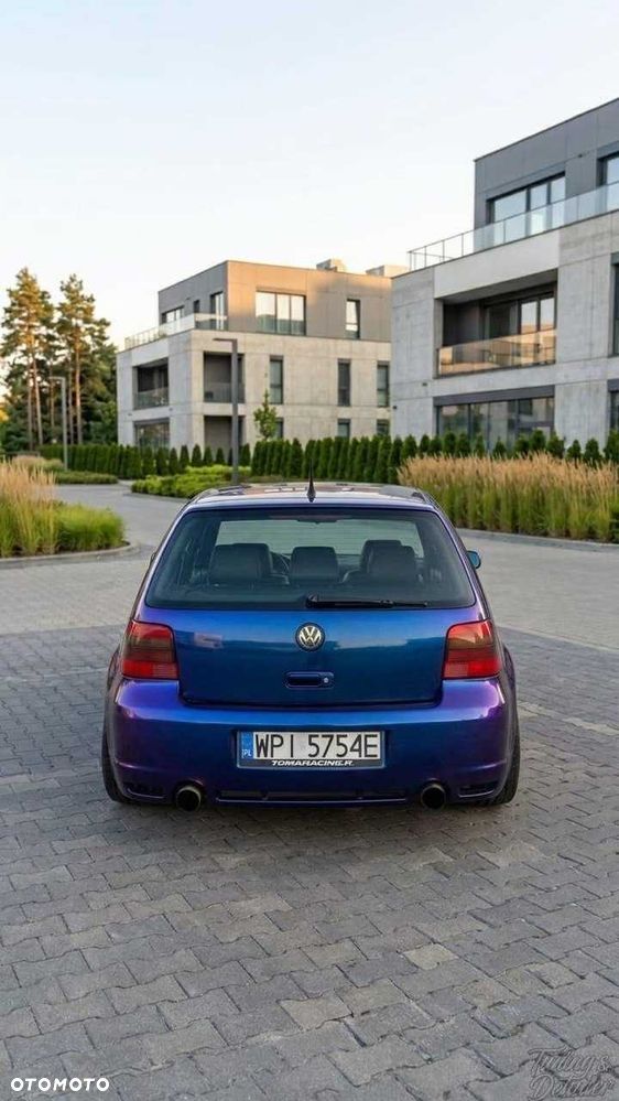 Volkswagen Golf - 3