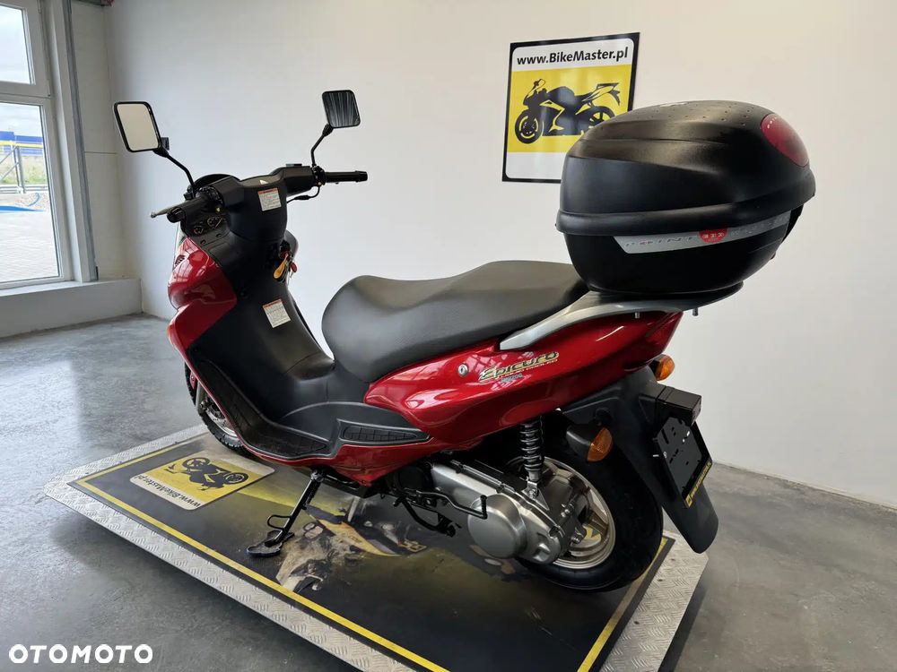 Suzuki Inny - 7