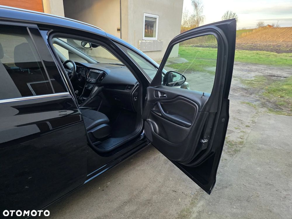 Opel Zafira 2.0 D (CDTI ecoFLEX) Start/Stop Active - 15