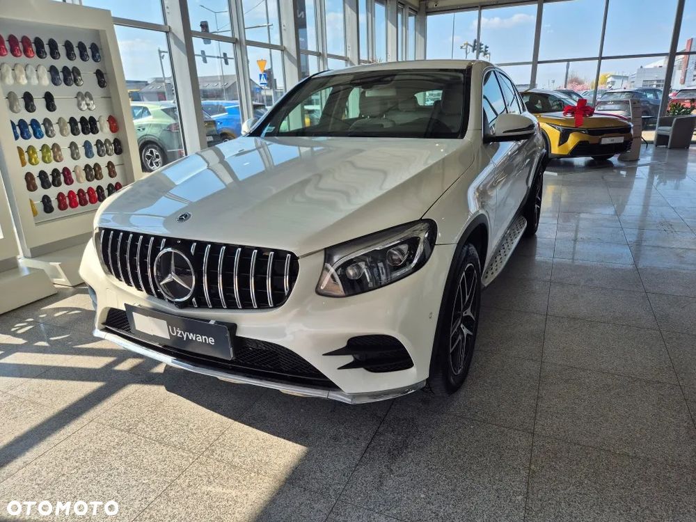 Mercedes-Benz GLC - 23