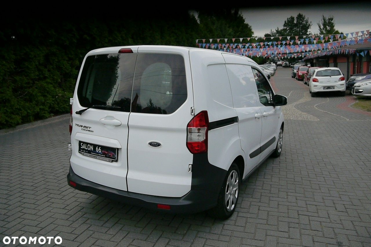 Ford Transit Courier Basis - 5