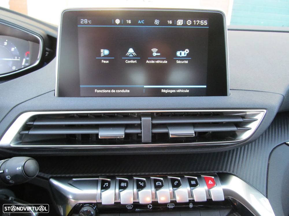 Peugeot 3008 PureTech 130 Stop & Start GPF EAT8 Active Business-Pack - 26