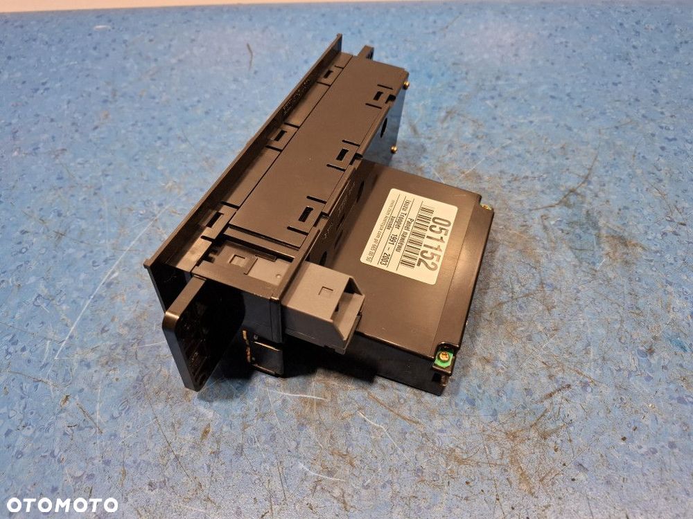 ISUZU TROOPER II PANEL NAWIEWU 8972226210 - 10