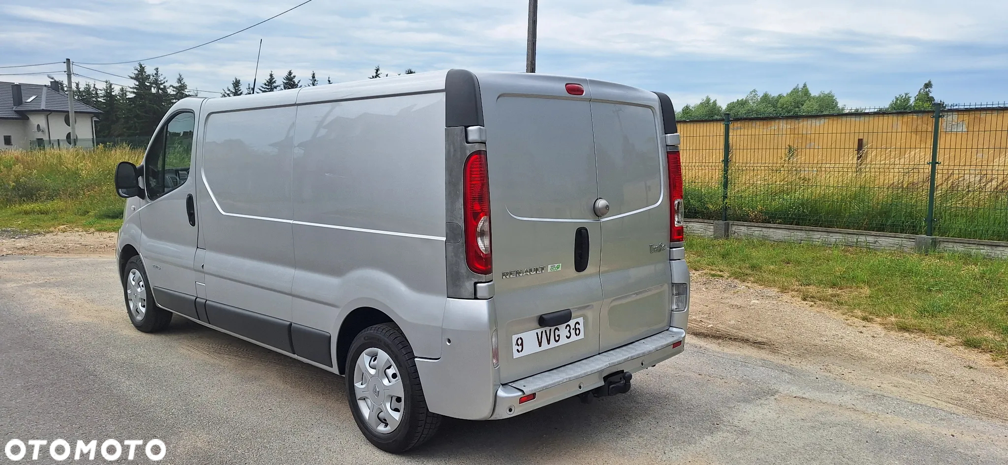 Renault Trafic - 2
