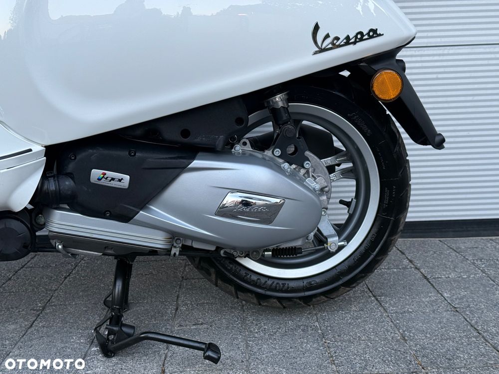Vespa Primavera - 33