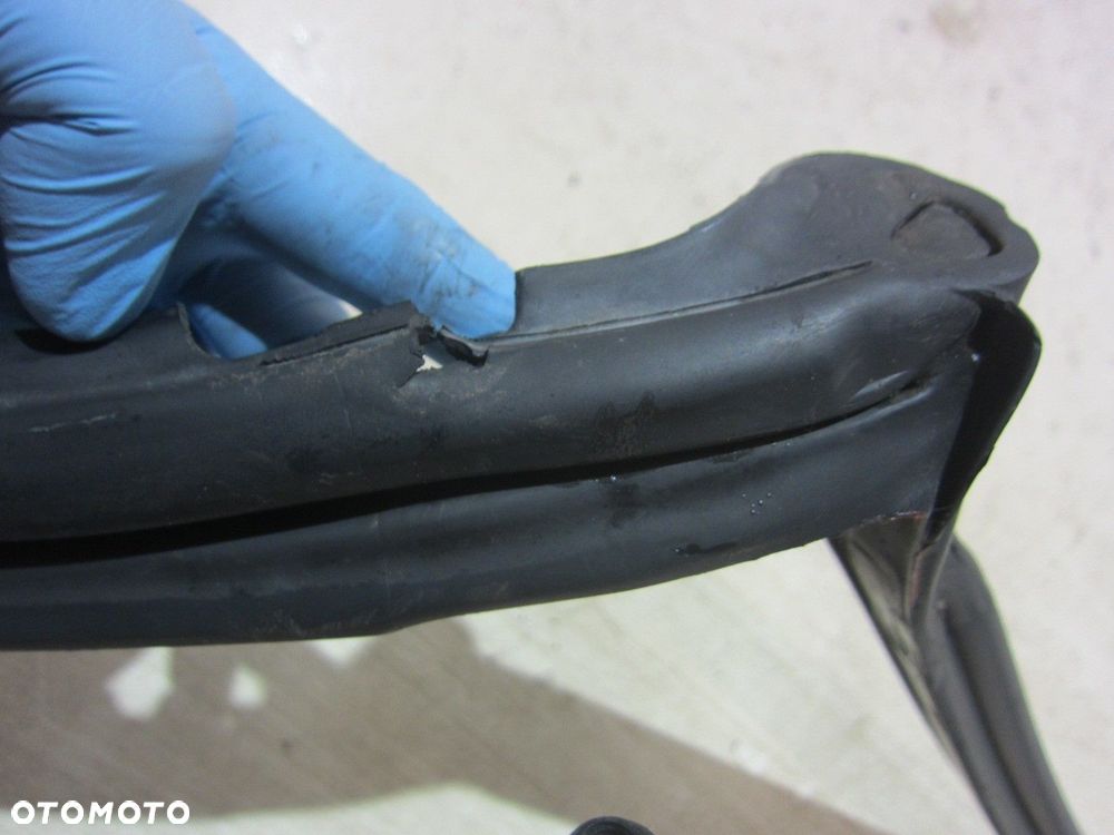 BMW Z3 E36 CABRIO USZCZELKA SZYBY CZOŁOWEJ DACHU DRZWI 51718410169 8397619 - 8