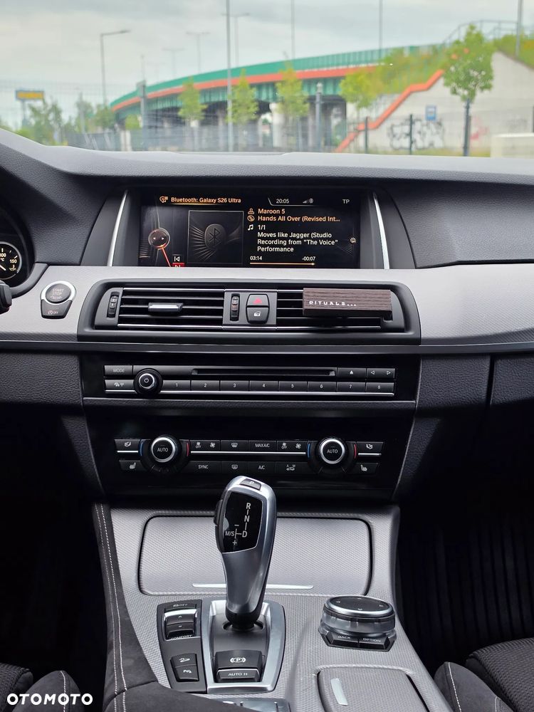 BMW Seria 5 520d xDrive - 6