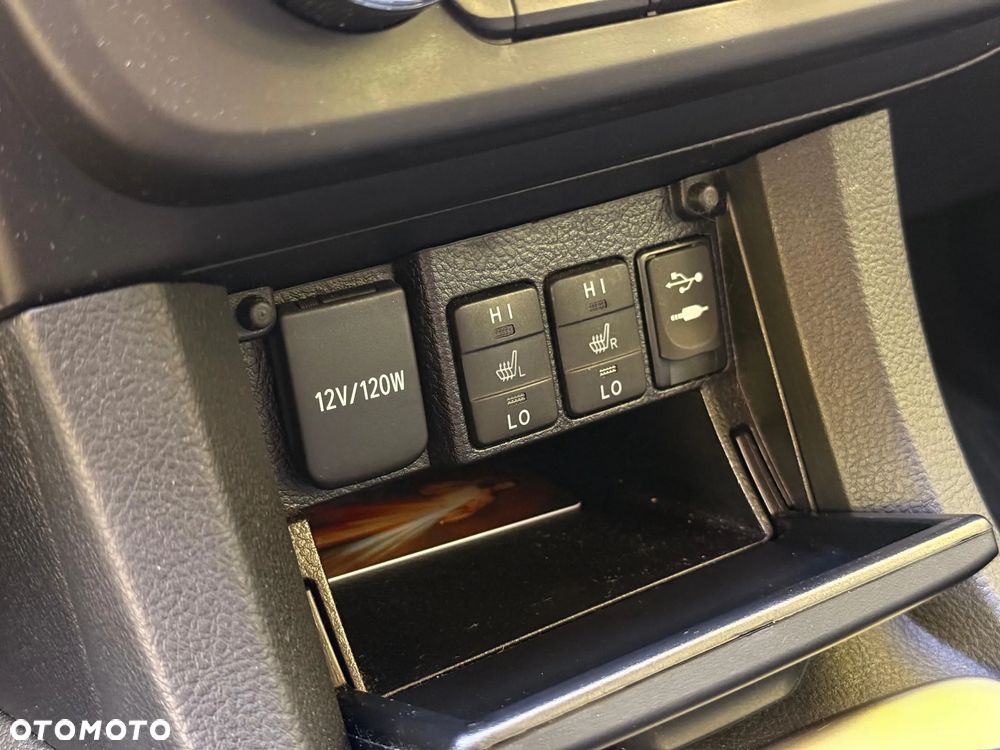 Toyota Corolla 1.6 Premium - 18