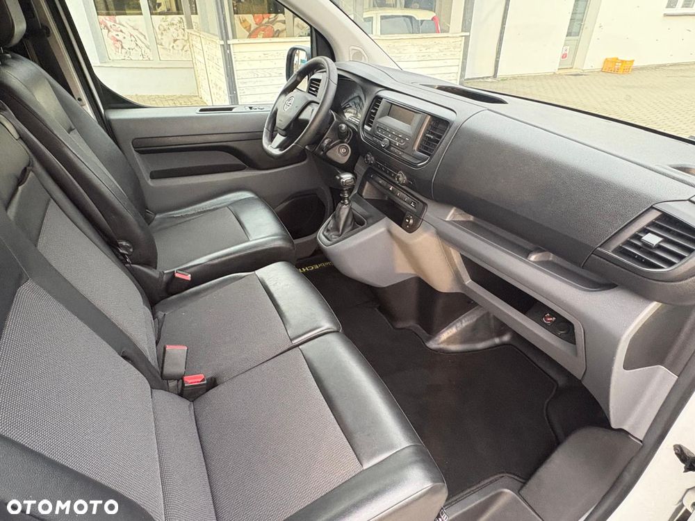 Opel VIVARO 2.0D MAX DŁUGI SUPER STAN - 21