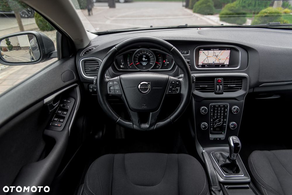 Volvo V40 T2 Kinetic - 30