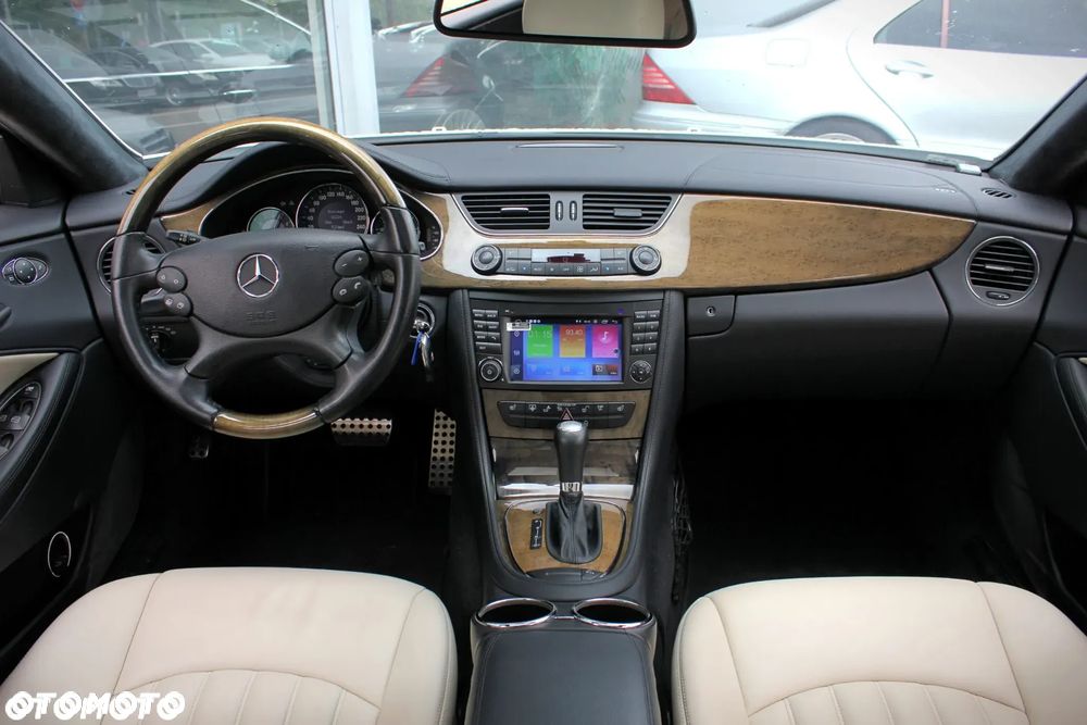 Mercedes-Benz CLS 350 - 14