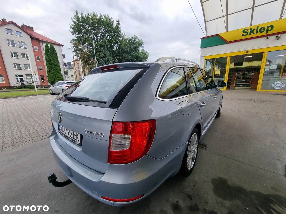 Skoda Superb 2.0 TDI Platinum - 37