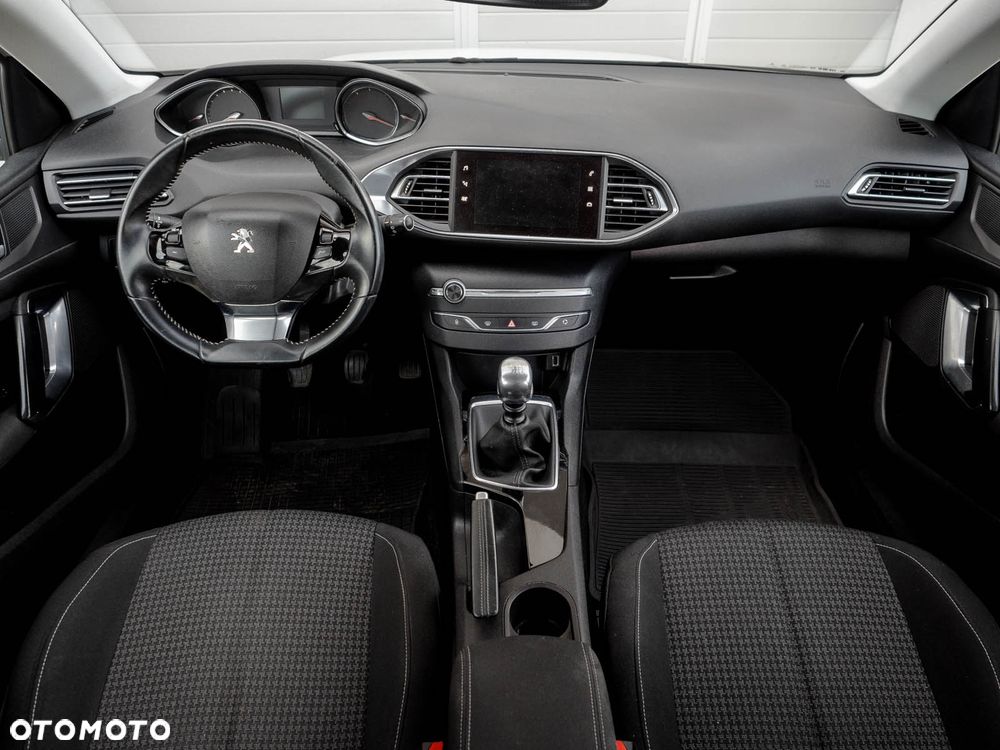 Peugeot 308 BlueHDi 130 Stop & Start Style - 36