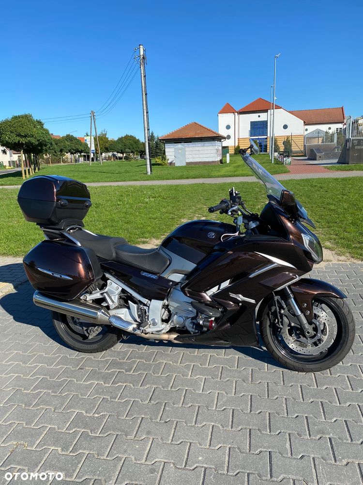 Yamaha FJR - 7