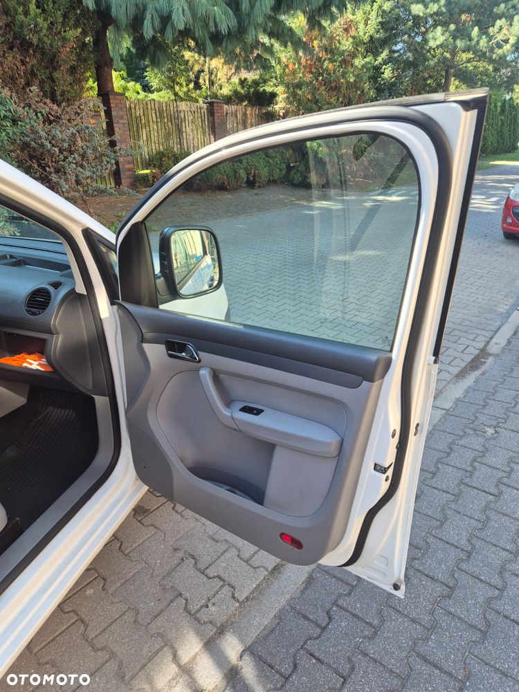 Volkswagen Caddy 1.4 Life Family (5-Si.) - 35