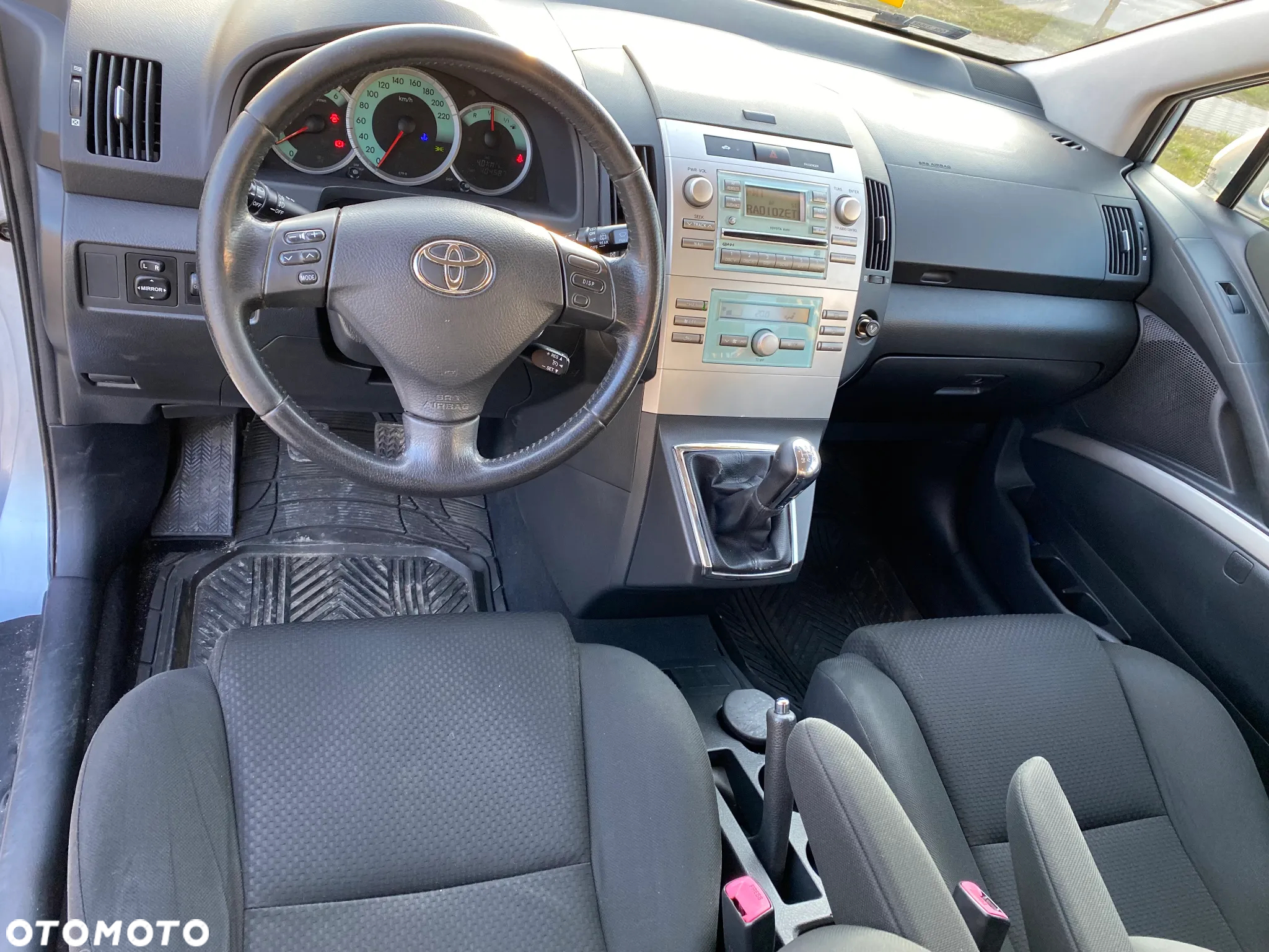 Toyota Corolla Verso 2.0 D-4D Prestige 7os - 5