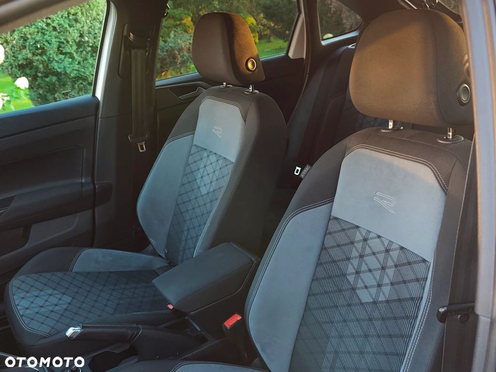 Volkswagen Taigo 1.5 TSI OPF DSG R-Line - 27
