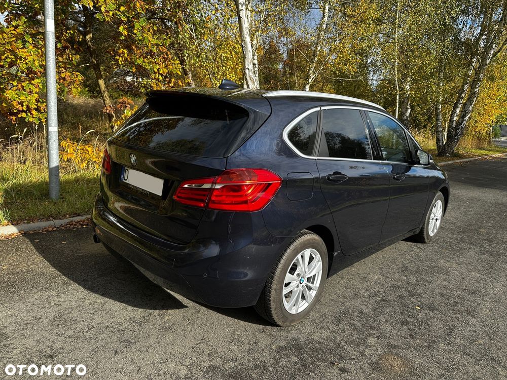 BMW Seria 2 218i - 4