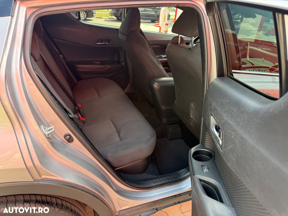 Toyota C-HR 1.8 HSD 122 CP 4x2 CVT Style - 6