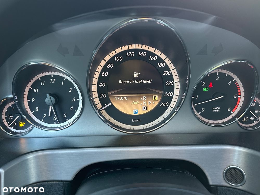 Mercedes-Benz Klasa E 350 CDI 4-Matic BlueEff Avantgarde - 9