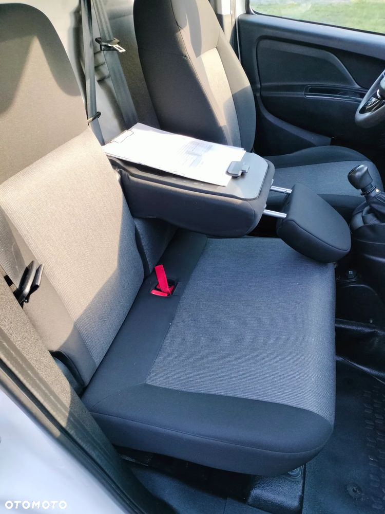 Fiat DOBLO - 10