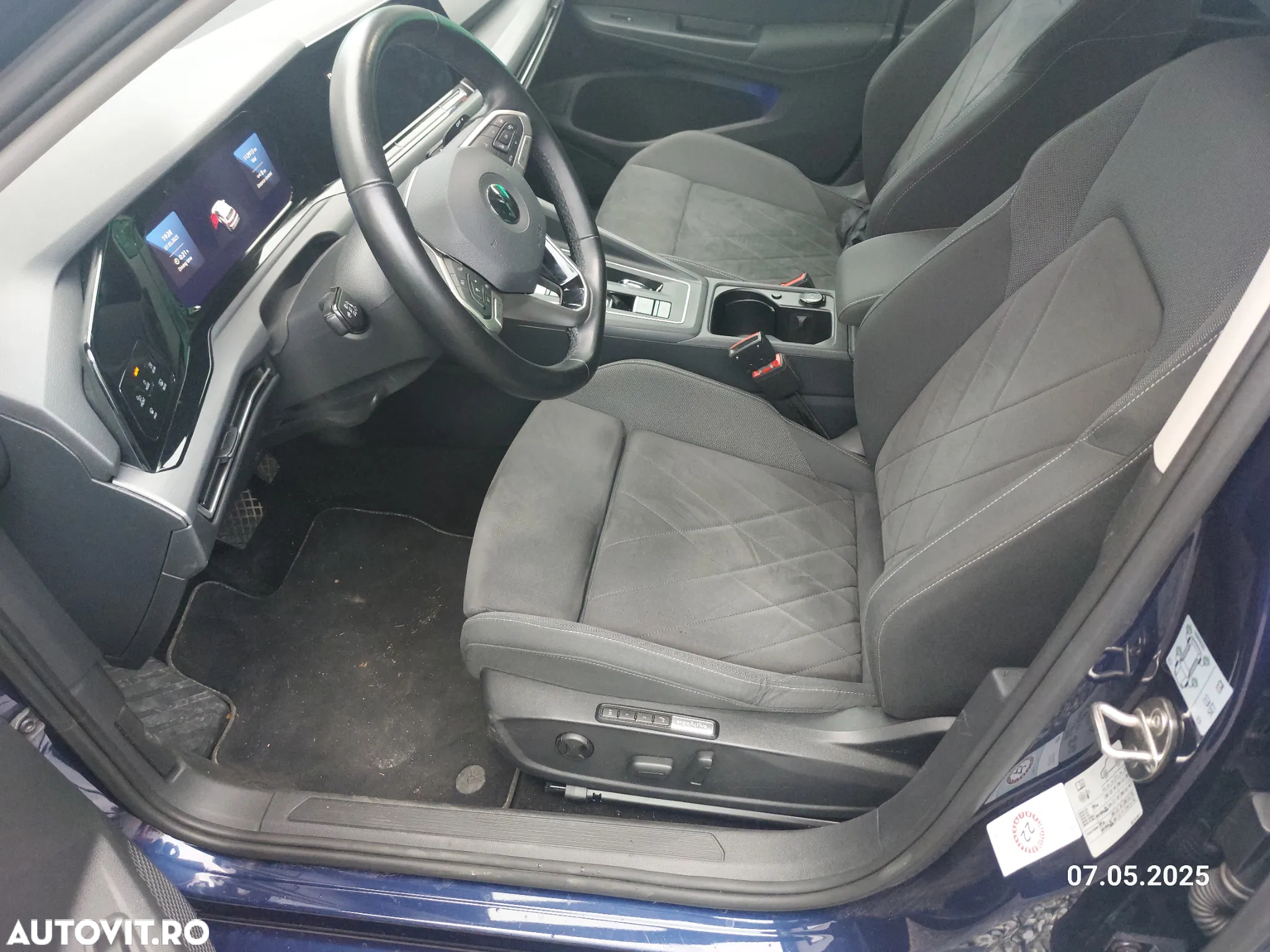 Volkswagen Golf - 9