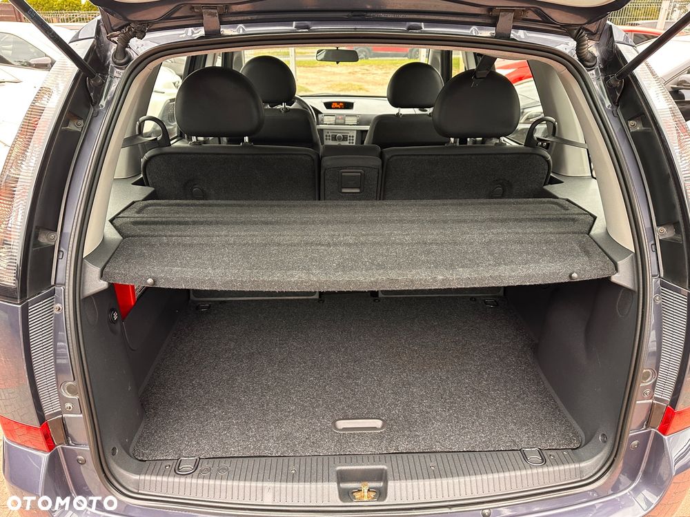 Opel Meriva 1.6 16V Cosmo - 16