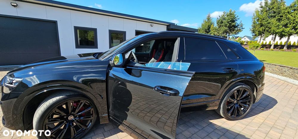 Audi SQ8 - 12