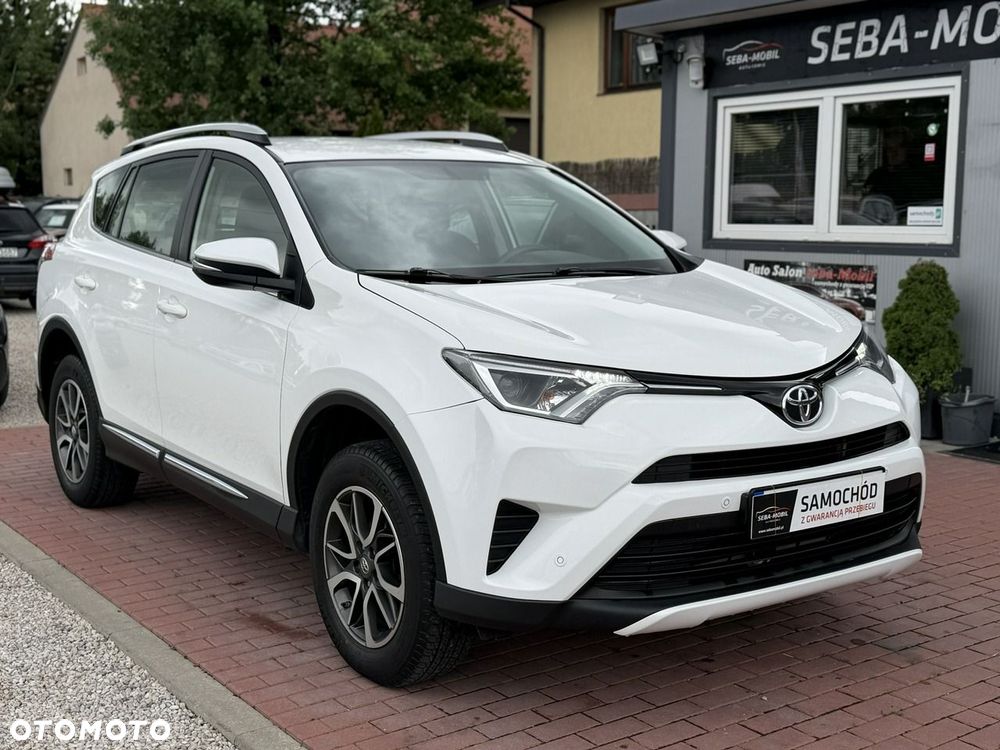 Toyota RAV4 - 4