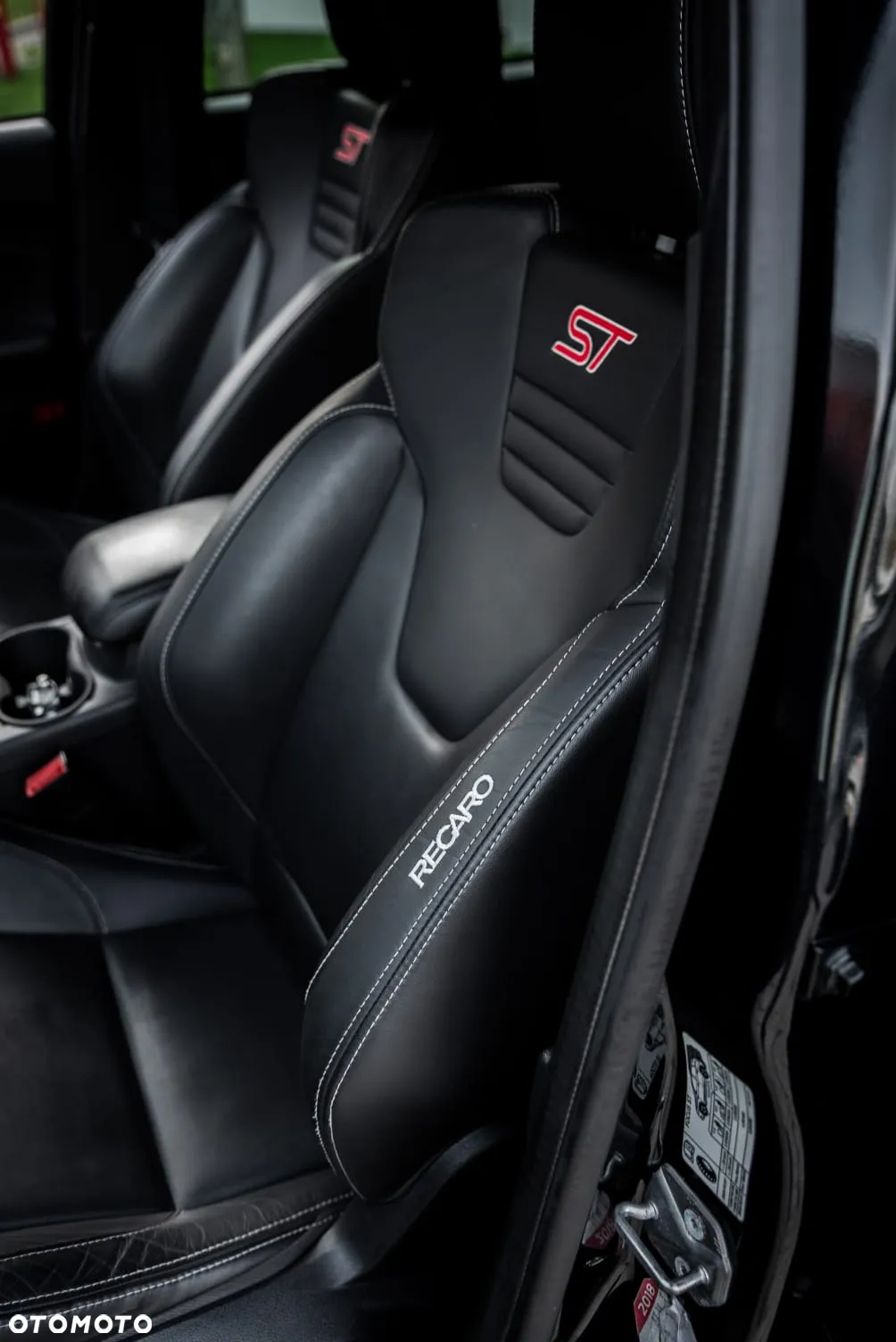 Ford Focus 2.0 EcoBoost ST mit Leder-Sport-Paket - 23