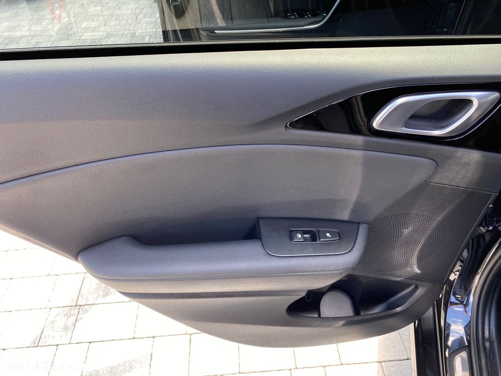 Kia Ceed 1.6 GDI PHEV Business Line DCT - 13