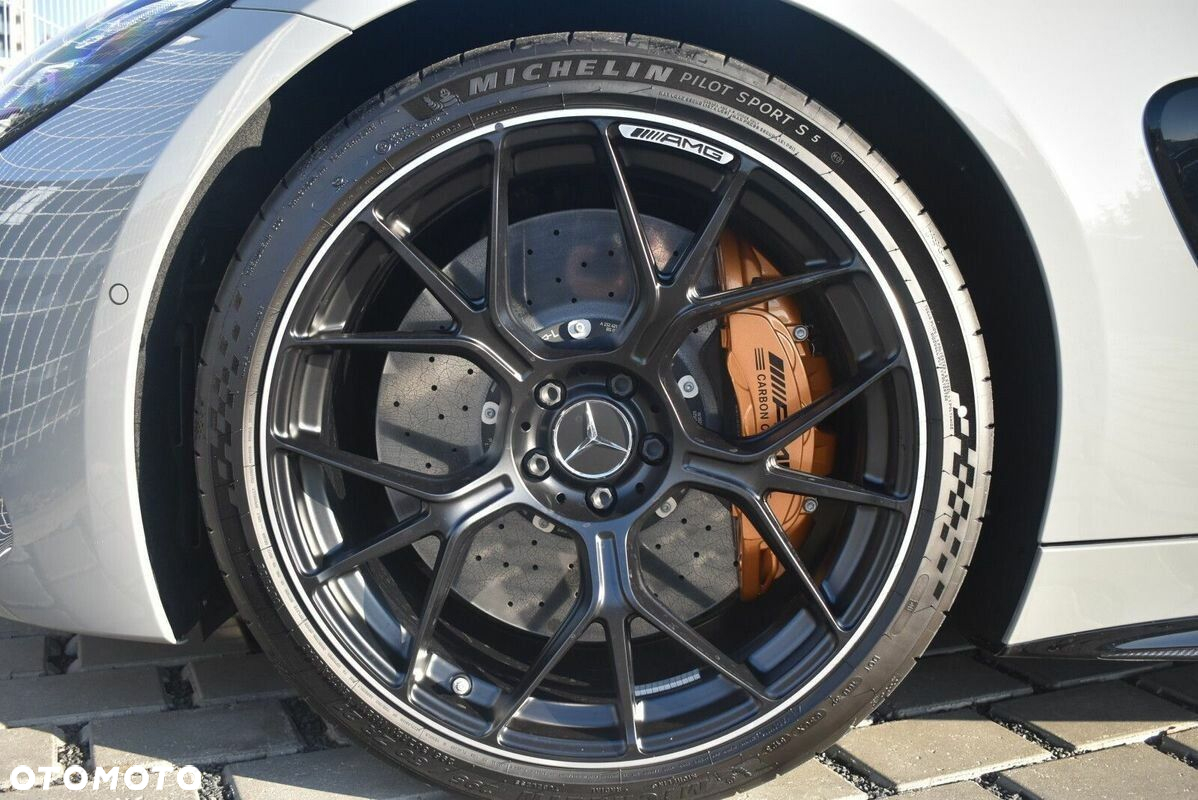 Mercedes-Benz AMG GT - 26