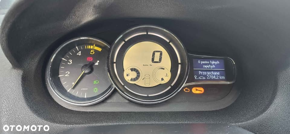 Renault Megane 1.9 dCi Privilege - 8