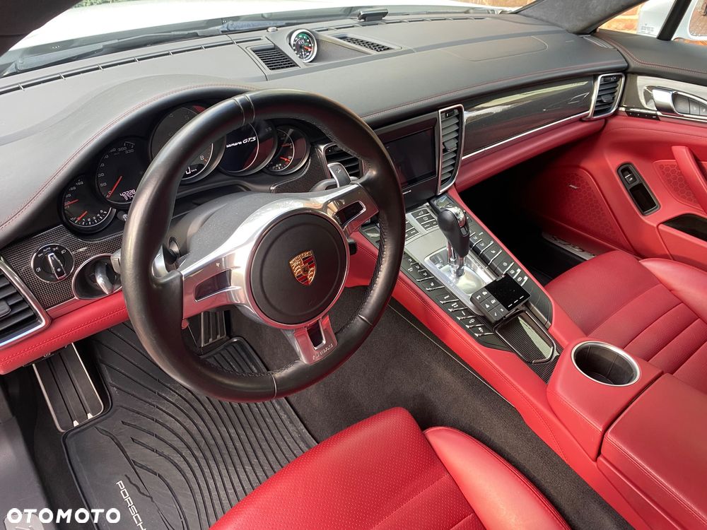 Porsche Panamera - 8