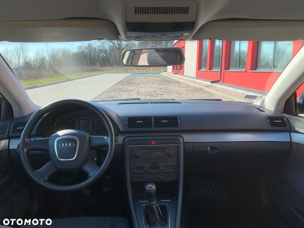 Audi A4 Avant 2.0 TDI - 7