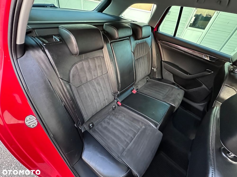 Skoda Superb 2.0 TDI Style DSG7 - 35