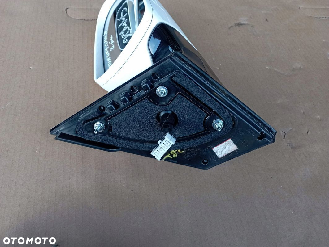 HYUNDAI I40 LIFT LUSTERKO PRAWE 8 PIN EUROPA - 5