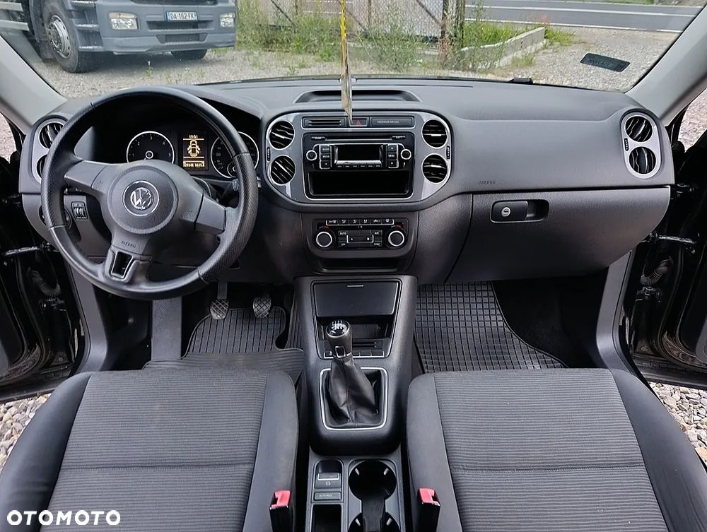 Volkswagen Tiguan 2.0 TDI Perfectline - 16