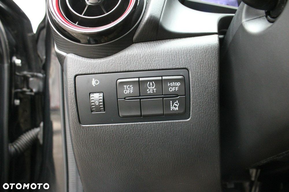 Mazda CX-3 SKYACTIV-G 120 FWD Sports-Line - 27