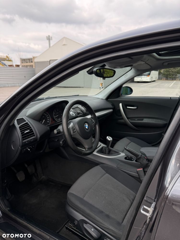 BMW Seria 1 - 14