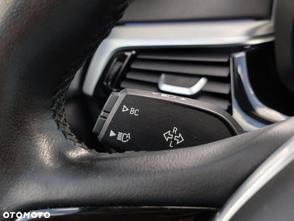 BMW Seria 5 - 23