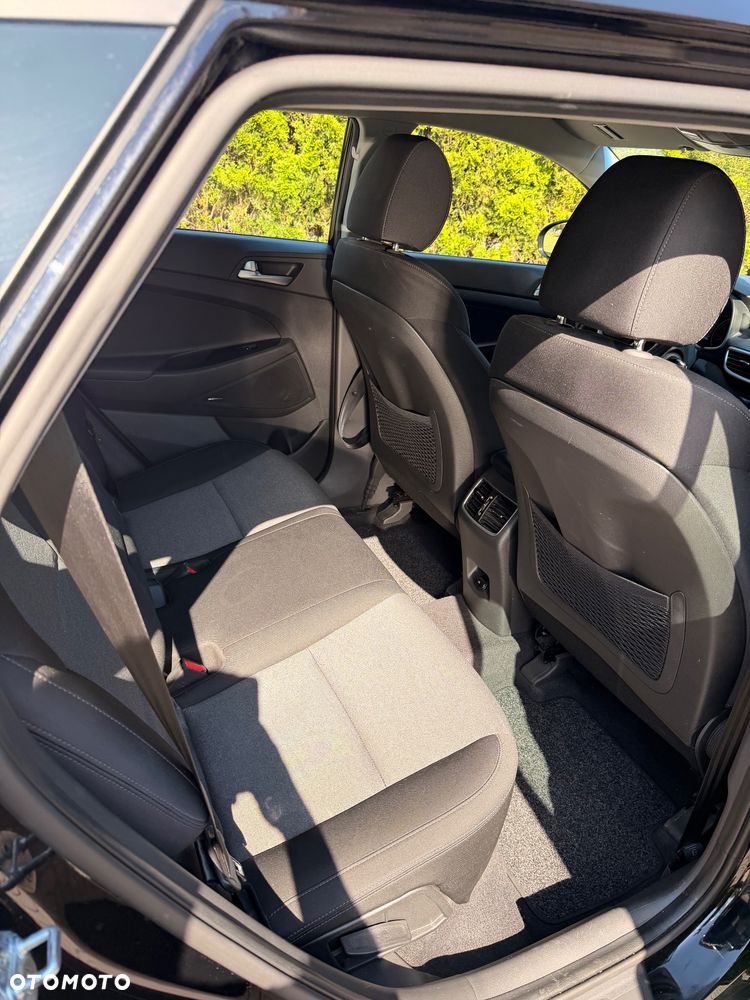 Hyundai Tucson - 16